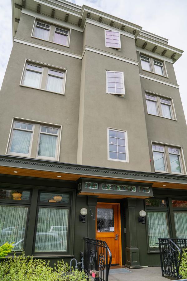 Roy Street Commons Aparthotel Seattle Bagian luar foto